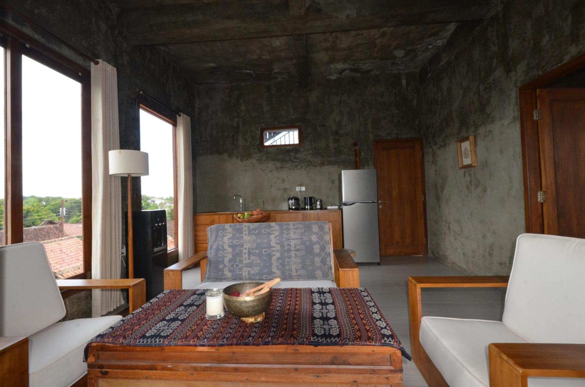 Ohmmstay - Rumah Pendopo Tanjungtirto Εξωτερικό φωτογραφία